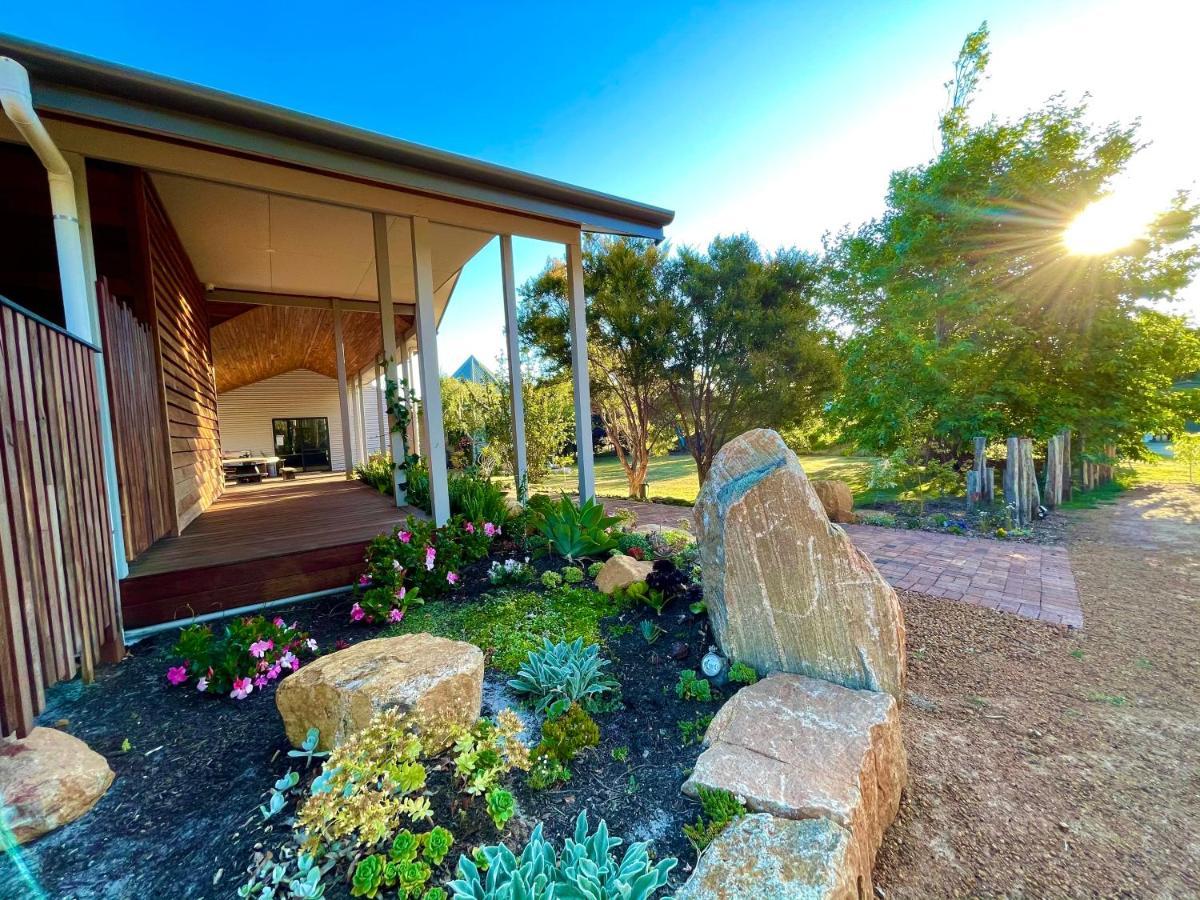 Margaret River Grape Juice Retreat Rustic Romantic Gateway 5Mins To Beaches & Town المظهر الخارجي الصورة